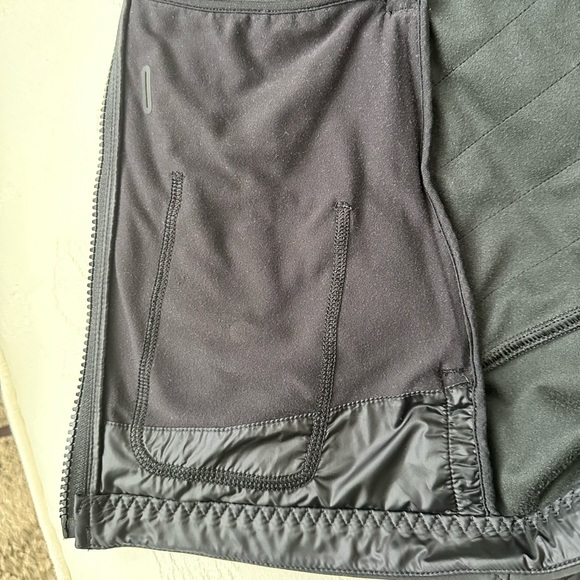 Lululemon Jacket - Picture 9 of 15